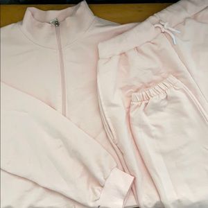 NWT - High Neck Sweat & Jogger Tracksuit